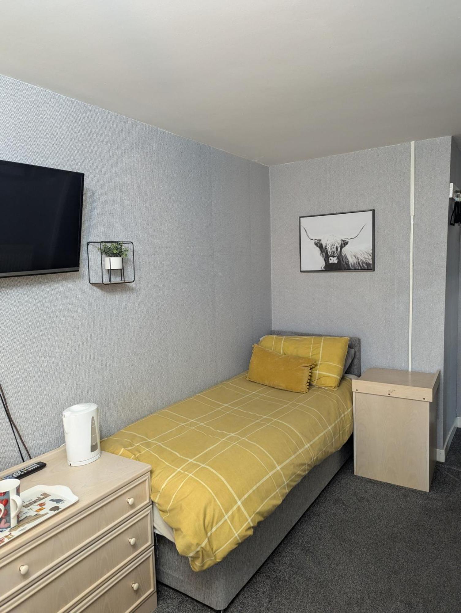 Rooms At Tarrareoch Bathgate Bilik gambar